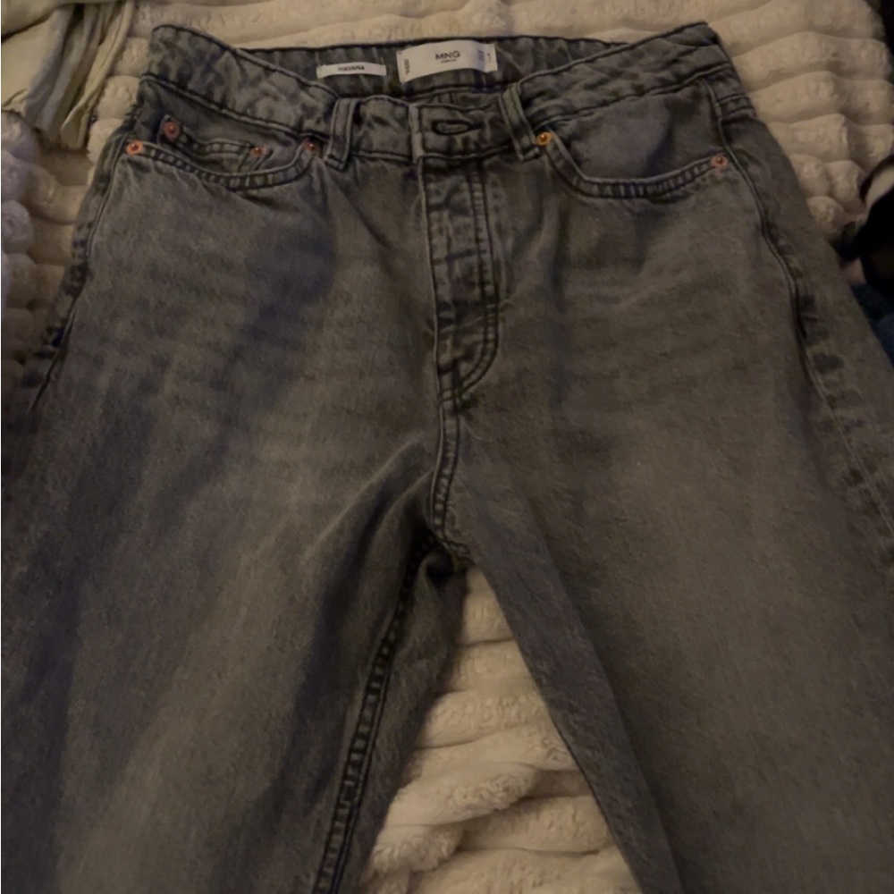 Women’s black jeans